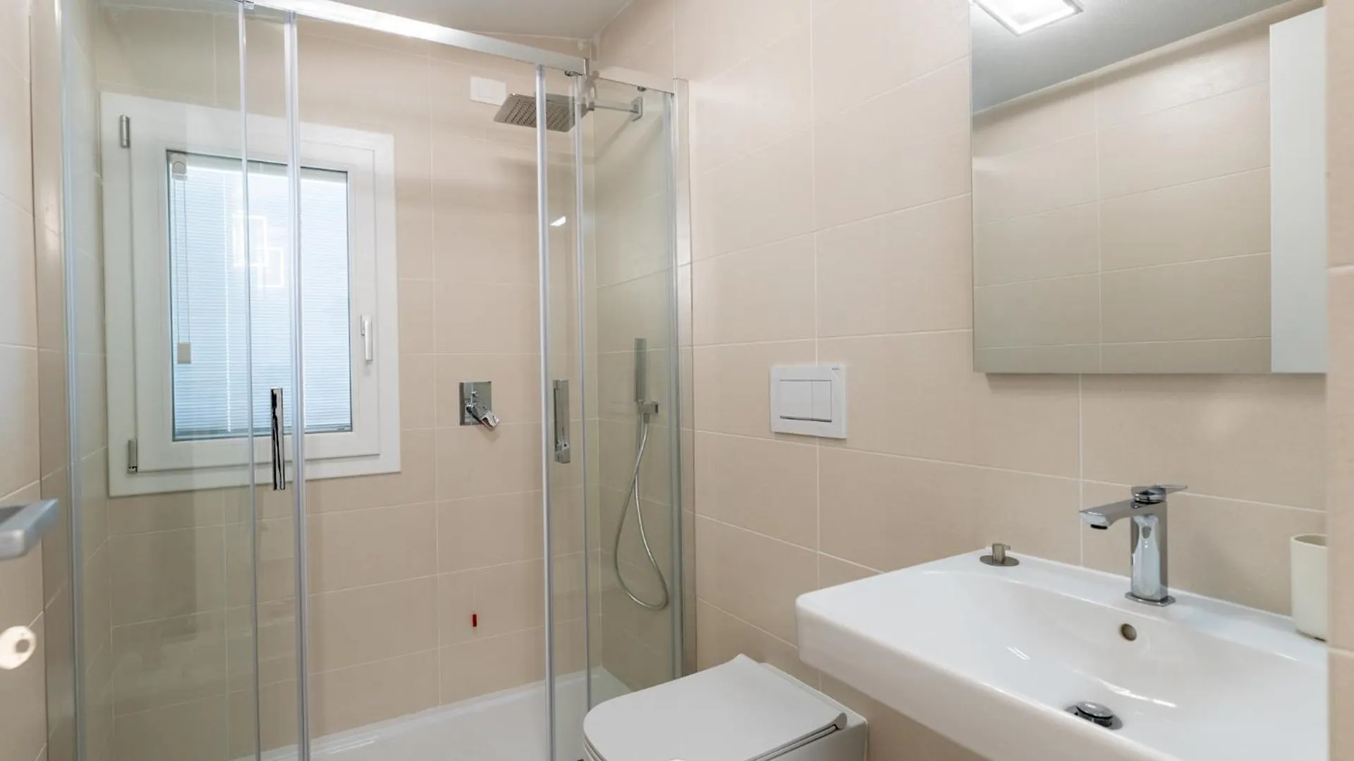 White Magnolia Apt Oristano Apartment